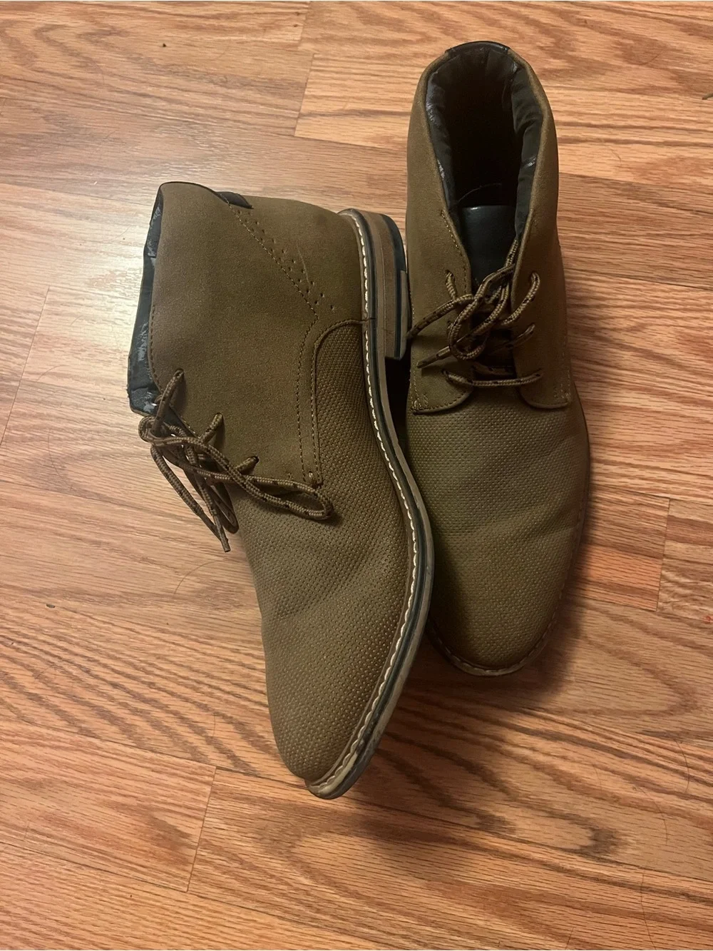 Men's Brown Lace-Up Chukka Boots